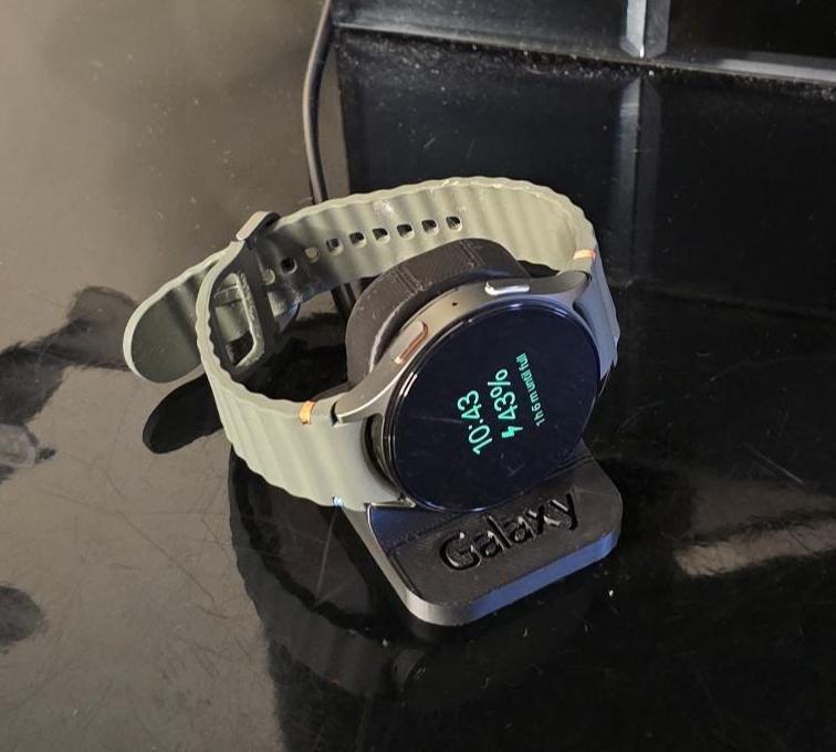 Galaxy Watch 7+ Desk Charger Stand - Personalised