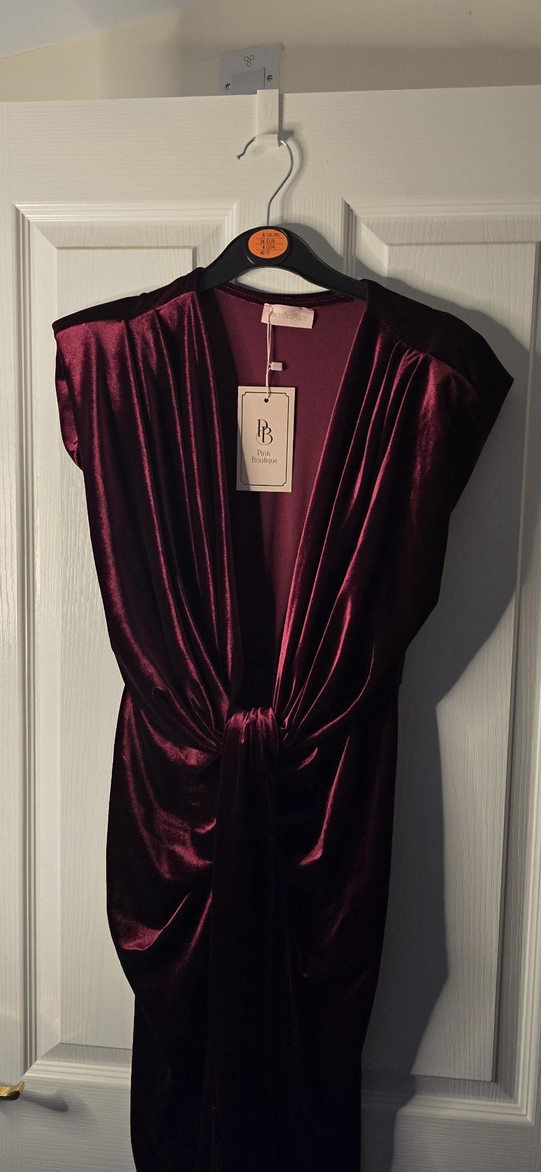 3D Printed Over Door Hook – Vinted Clothing Photography Hanger