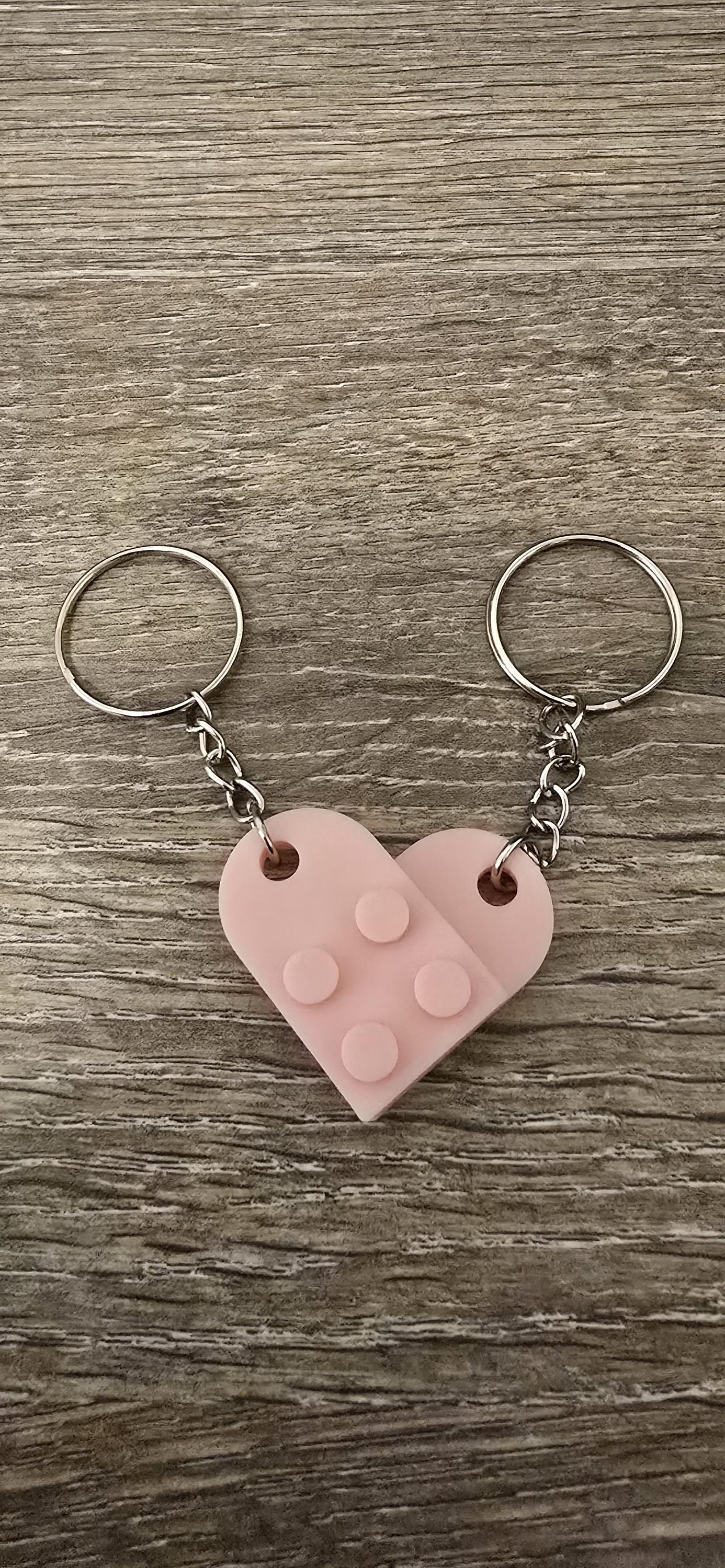 Personalized Couple Keychain Set – Heart Keyring with Initials